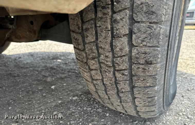 image for item NL9727 2004 Chevrolet  Express 1500 van