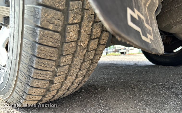 image for item NL9727 2004 Chevrolet  Express 1500 van