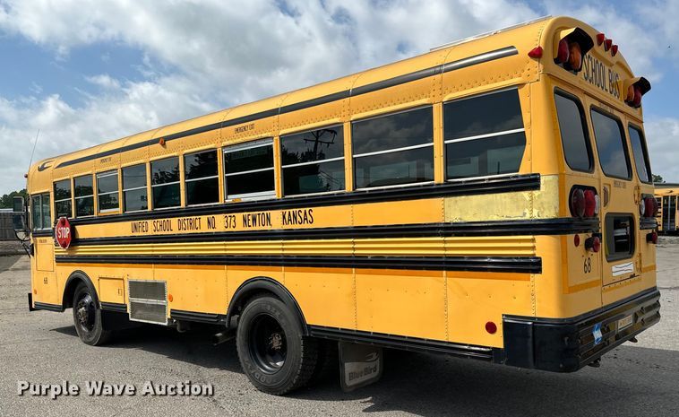 image for item NL9732 1998 Blue Bird  TC2000 school bus