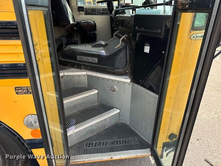 image for item NL9732 1998 Blue Bird  TC2000 school bus