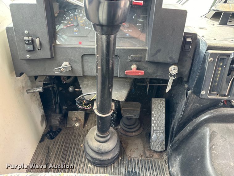 image for item NL9732 1998 Blue Bird  TC2000 school bus