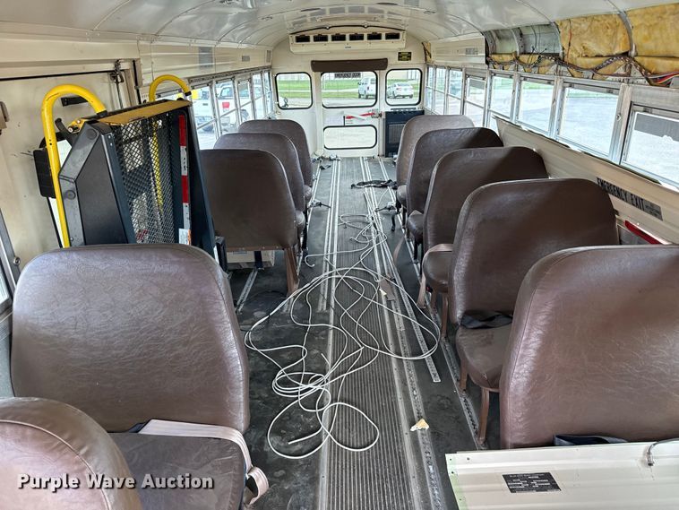 image for item NL9732 1998 Blue Bird  TC2000 school bus