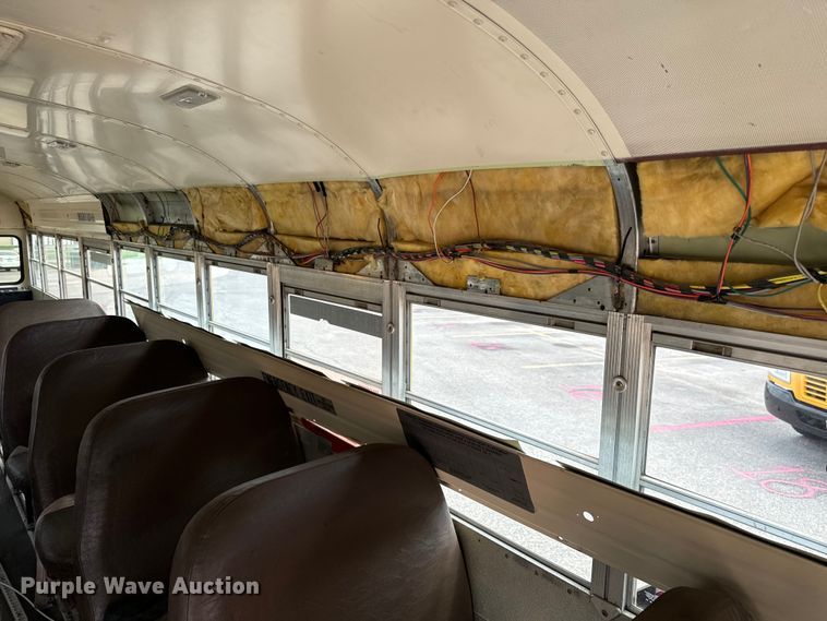 image for item NL9732 1998 Blue Bird  TC2000 school bus