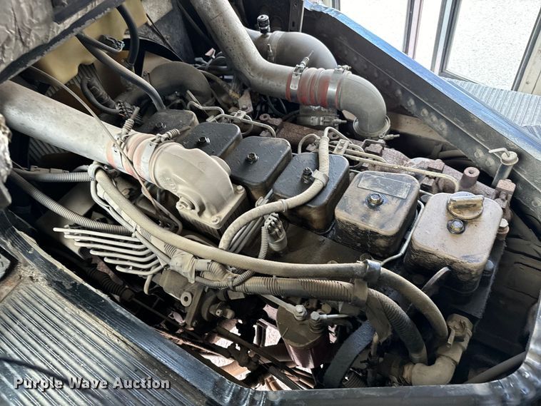 image for item NL9732 1998 Blue Bird  TC2000 school bus