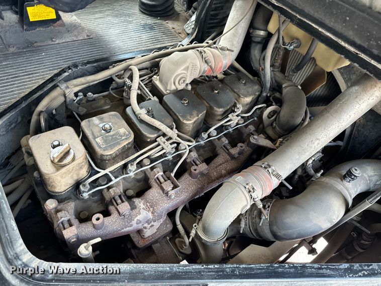 image for item NL9732 1998 Blue Bird  TC2000 school bus