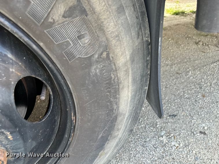 image for item NL9732 1998 Blue Bird  TC2000 school bus