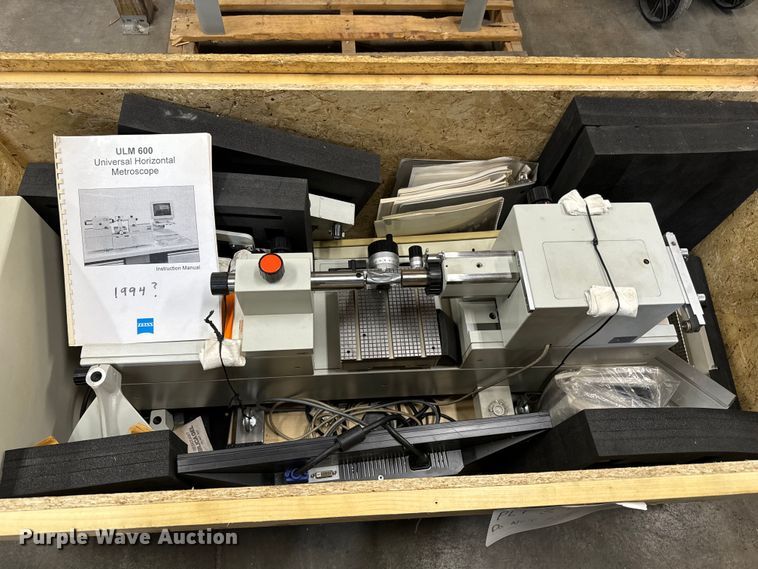 image for item NL9733 Zeiss ULM 600 universal horizontal metroscope 