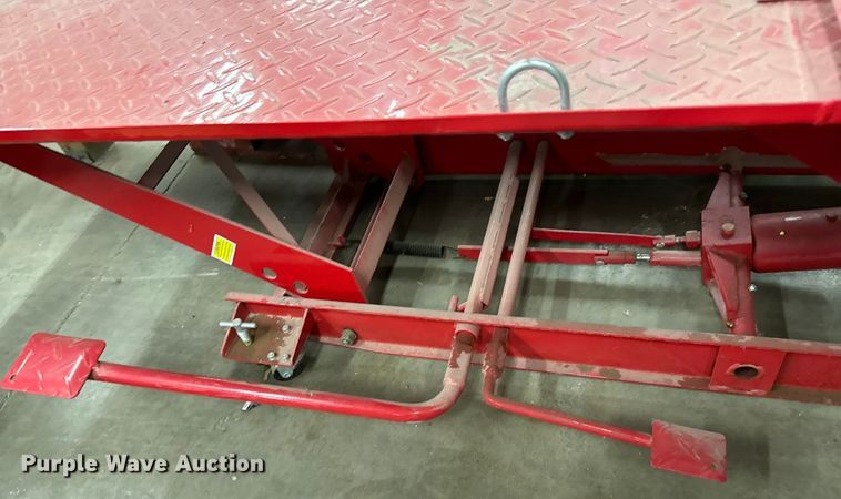 image for item NL9738 Pittsburgh  motorcycle lift