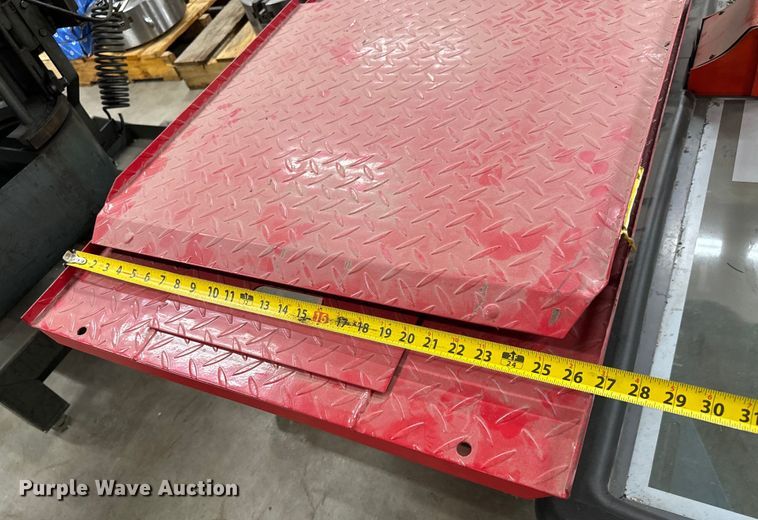 image for item NL9738 Pittsburgh  motorcycle lift