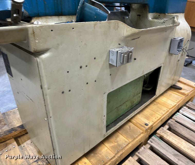 image for item NL9747 1964 Monarch EE metal lathe