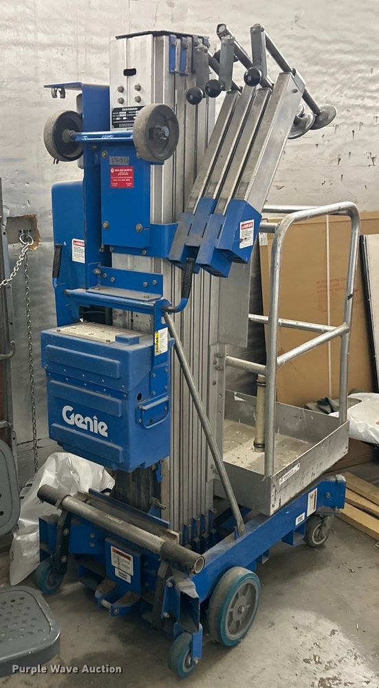 image for item NL9759 Genie  AWP-24 vertical lift