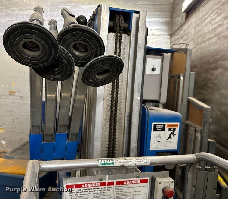 image for item NL9759 Genie  AWP-24 vertical lift