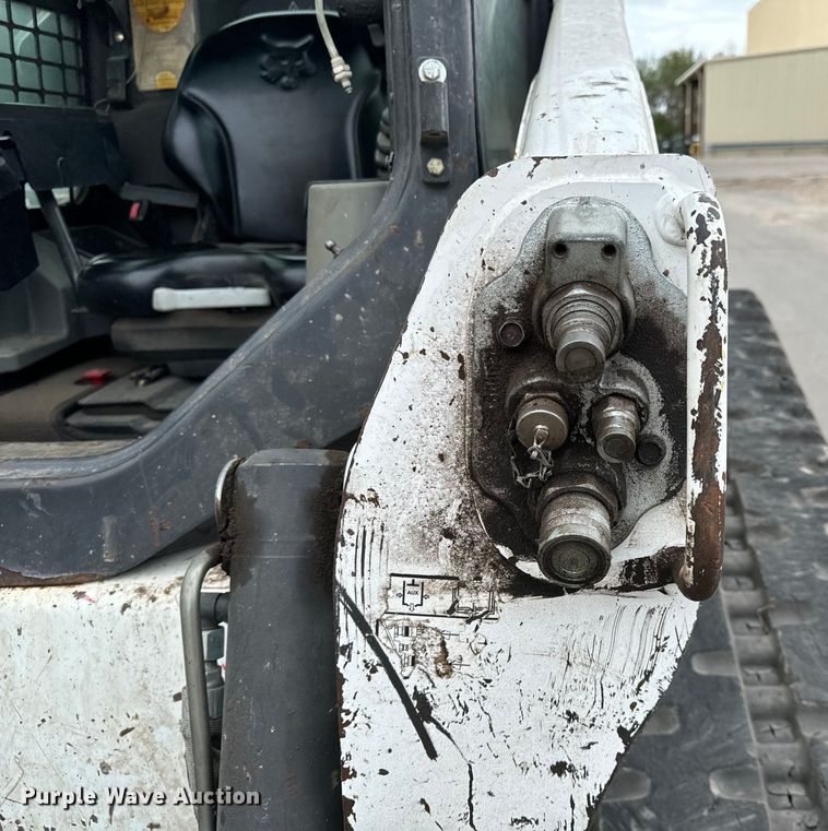 image for item NL9773 2011 Bobcat T750 skid steer loader
