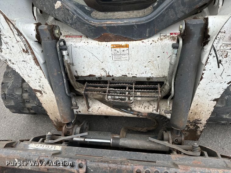 image for item NL9773 2011 Bobcat T750 skid steer loader