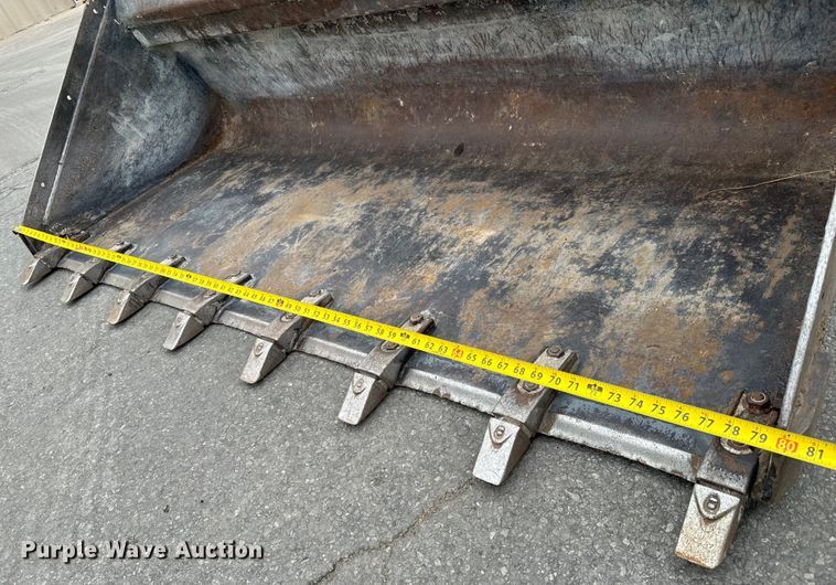 image for item NL9773 2011 Bobcat T750 skid steer loader