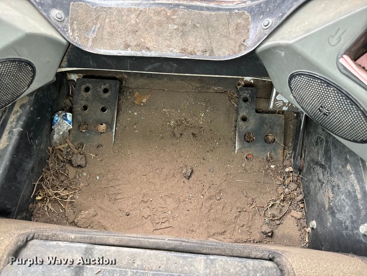 image for item NL9773 2011 Bobcat T750 skid steer loader