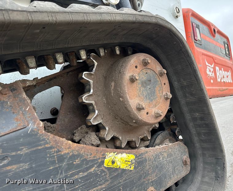 image for item NL9773 2011 Bobcat T750 skid steer loader