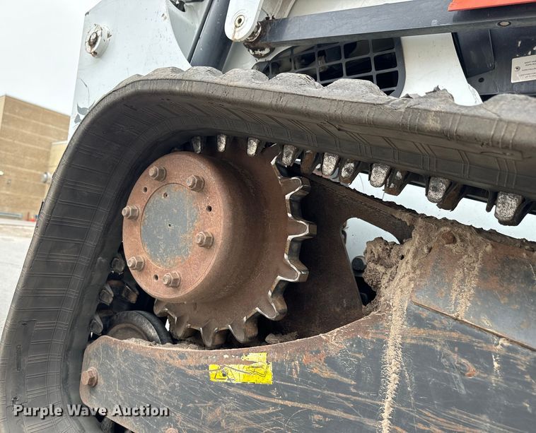 image for item NL9773 2011 Bobcat T750 skid steer loader