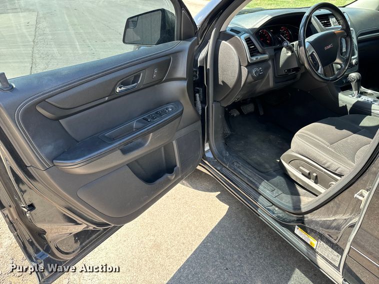 image for item NL9781 2013 GMC Acadia  SUV