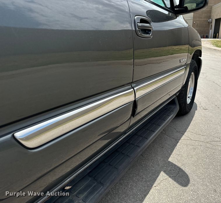 image for item NL9793 2002 GMC Yukon  SUV