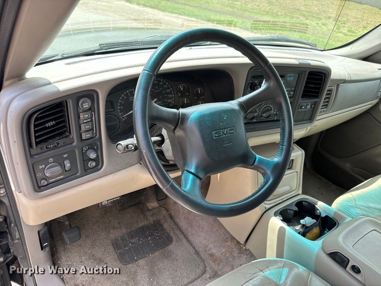 image for item NL9793 2002 GMC Yukon  SUV