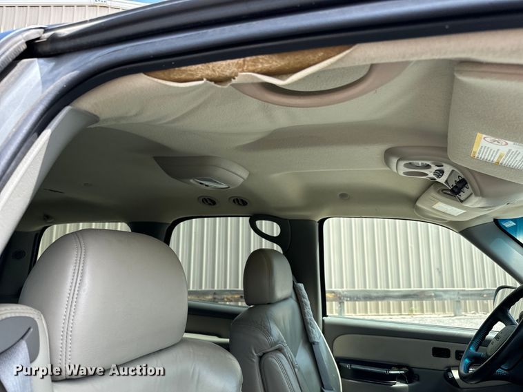 image for item NL9793 2002 GMC Yukon  SUV