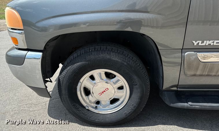 image for item NL9793 2002 GMC Yukon  SUV