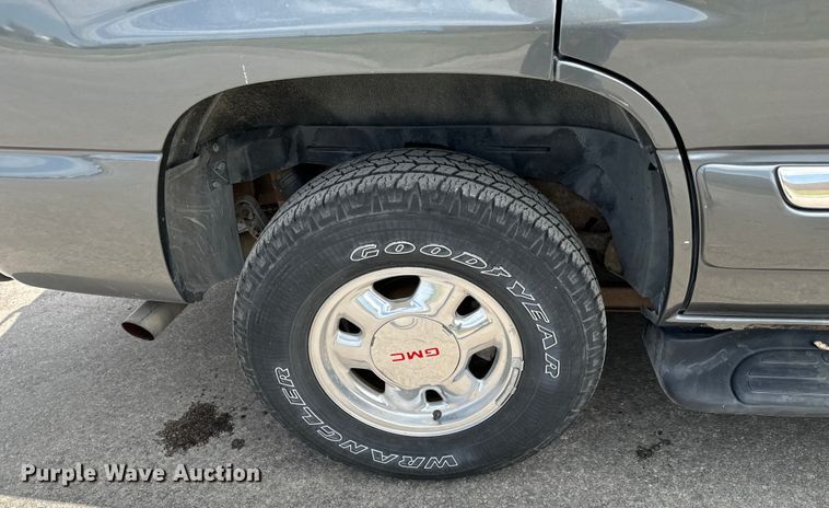 image for item NL9793 2002 GMC Yukon  SUV