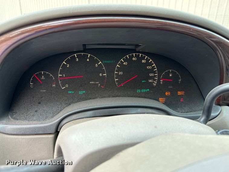 image for item NL9795 2002 Cadillac Deville DHS 