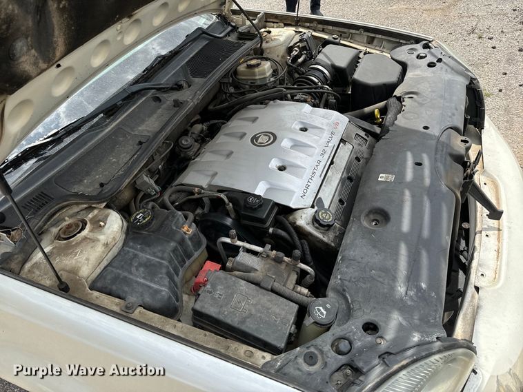 image for item NL9795 2002 Cadillac Deville DHS 
