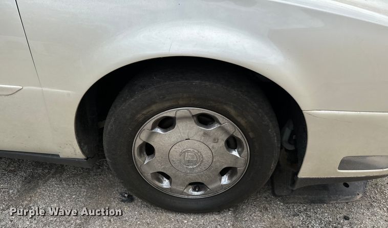 image for item NL9795 2002 Cadillac Deville DHS 