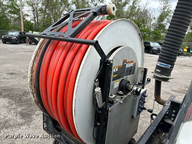 image for item NL9796 2015 Freightliner  114SD  combination sewer jetter truck