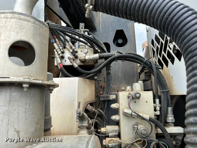 image for item NL9796 2015 Freightliner  114SD  combination sewer jetter truck