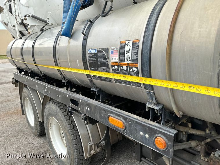 image for item NL9796 2015 Freightliner  114SD  combination sewer jetter truck