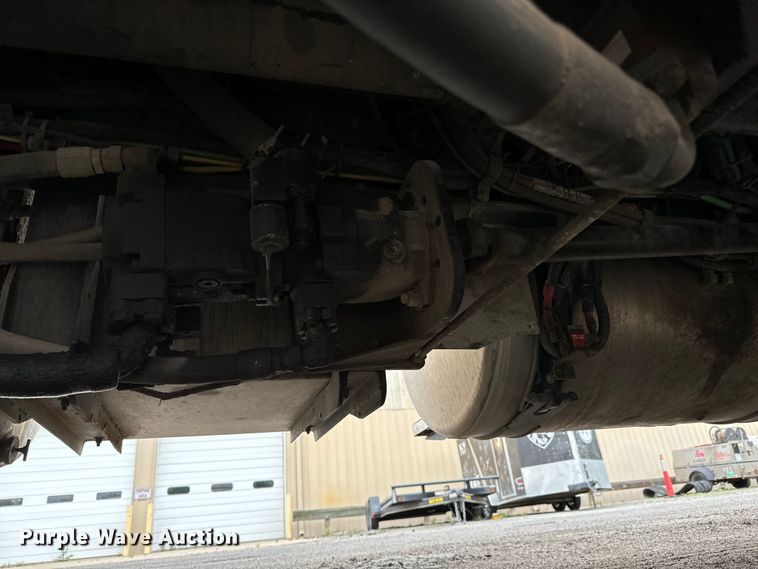 image for item NL9796 2015 Freightliner  114SD  combination sewer jetter truck