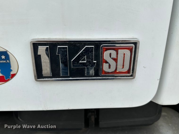 image for item NL9796 2015 Freightliner  114SD  combination sewer jetter truck