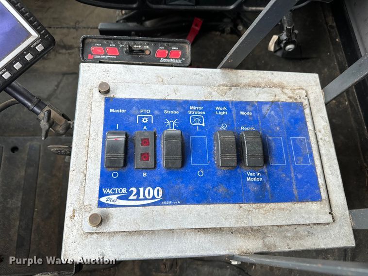 image for item NL9796 2015 Freightliner  114SD  combination sewer jetter truck