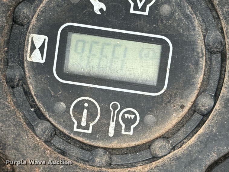 image for item NL9797 2017 John Deere Z950R ZTR lawn mower