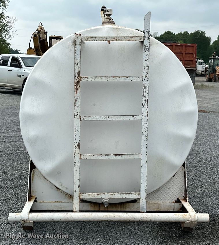 image for item NR9773 Fuel tank