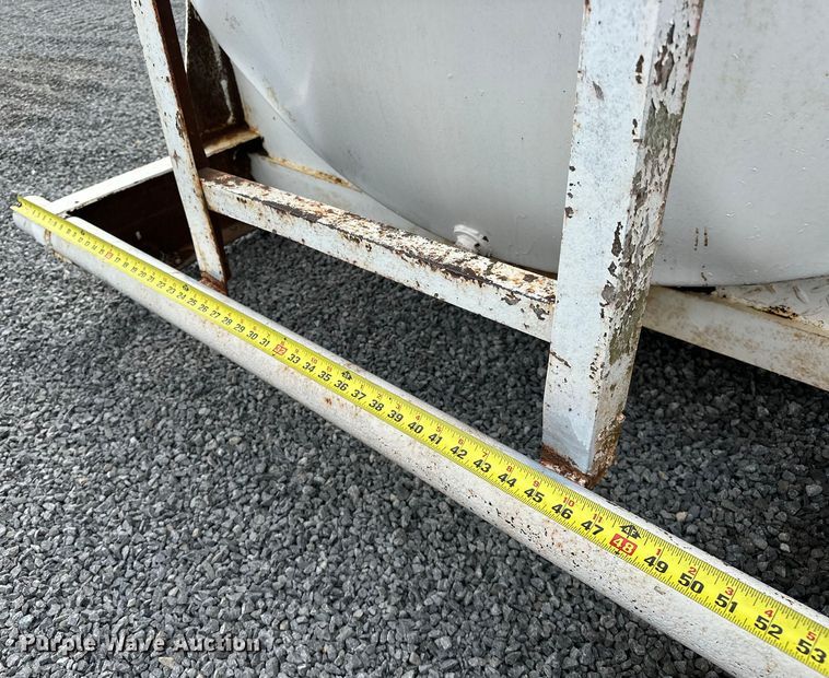 image for item NR9773 Fuel tank