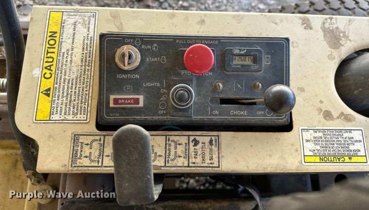 image for item NR9775 2010 Grasshopper  223 ZTR lawn mower