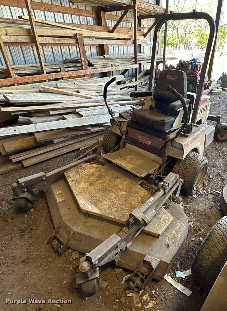 image for item NR9776 2010 Grasshopper  930D ZTR lawn mower