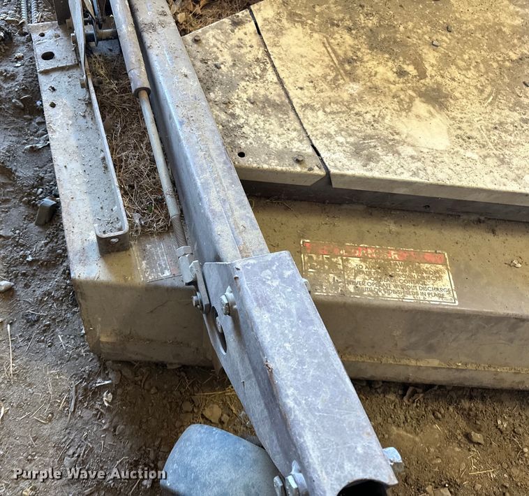 image for item NR9776 2010 Grasshopper  930D ZTR lawn mower