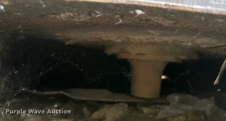 image for item NR9776 2010 Grasshopper  930D ZTR lawn mower