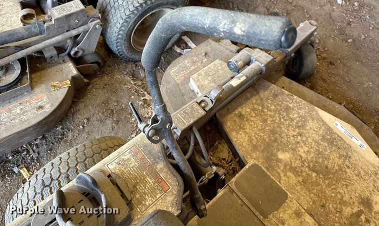 image for item NR9776 2010 Grasshopper  930D ZTR lawn mower