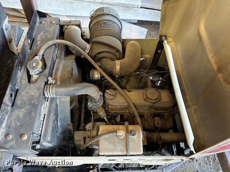 image for item NR9776 2010 Grasshopper  930D ZTR lawn mower