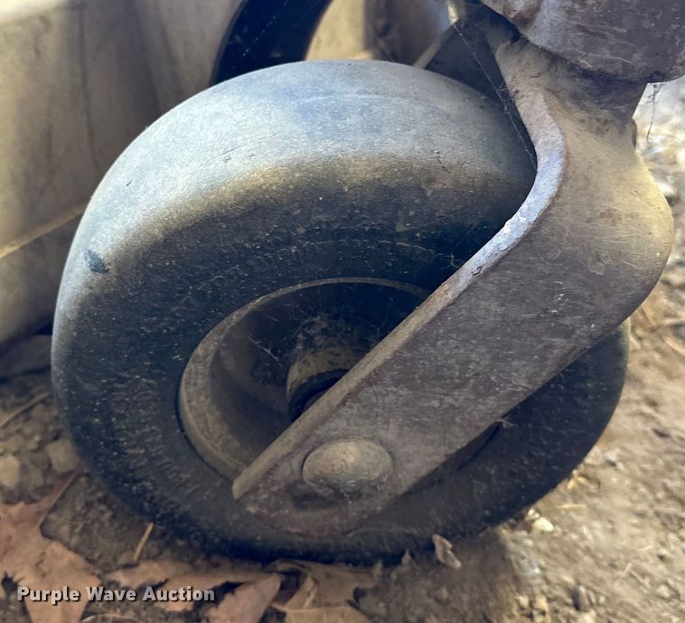 image for item NR9776 2010 Grasshopper  930D ZTR lawn mower