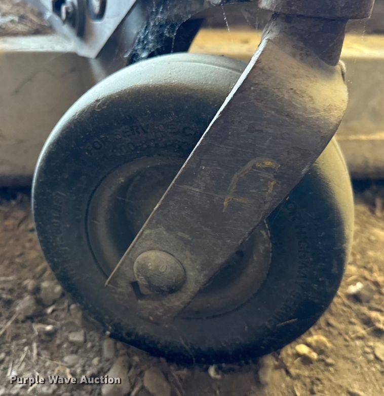 image for item NR9776 2010 Grasshopper  930D ZTR lawn mower