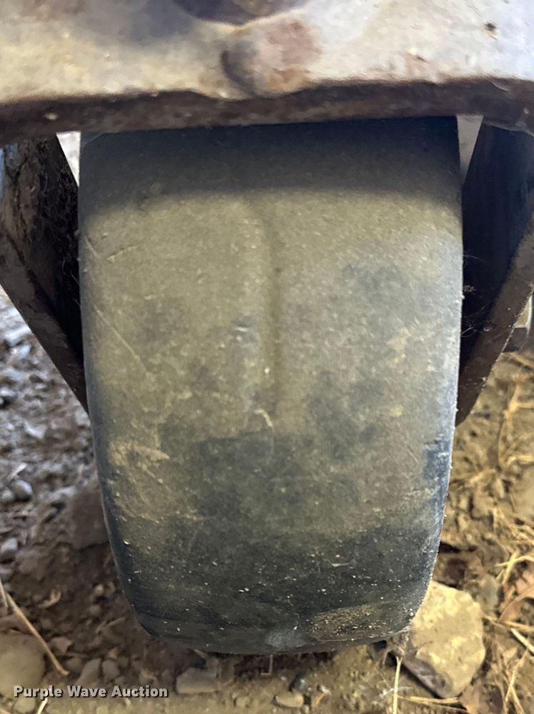 image for item NR9776 2010 Grasshopper  930D ZTR lawn mower