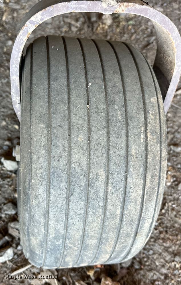 image for item NR9776 2010 Grasshopper  930D ZTR lawn mower